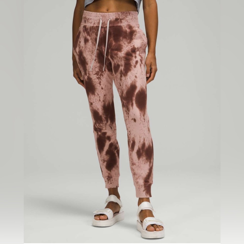 Lululemon Warm Down Jogger 28”